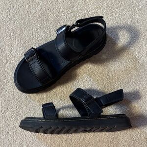 Dr Martens Kyle Y black strappy sandals